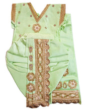 Load image into Gallery viewer, Radha Krishan _Fancy Poshak_ for Idol Height 18" Inch's /1.5 feet - Size No. 3