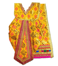 Load image into Gallery viewer, Radha Krishan _Poshak_ for Idol Height 18" Inch's /1.5 feet - Size No. 3