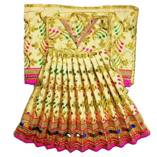 Load image into Gallery viewer, Radha Krishan _Poshak_ for Idol Height 18" Inch's /1.5 feet - Size No. 3