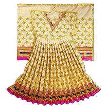 Load image into Gallery viewer, Radha Krishan _Poshak_ for Idol  Height- 30" Inch/2.5 ft feet - Size No. 5