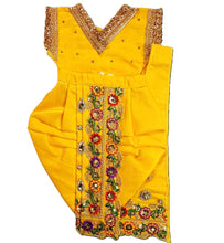 Load image into Gallery viewer, Radha Krishan _Fancy Poshak_ for Idol Height 18" Inch's /1.5 feet - Size No. 3