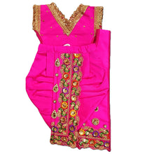 Load image into Gallery viewer, Radha Krishan _Fancy Poshak_ for Idol Height 18" Inch's /1.5 feet - Size No. 3