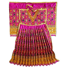 Load image into Gallery viewer, Radha Krishan _Poshak_ for Idol Height- 24" Inch's/2 ft feet - Size No. 4