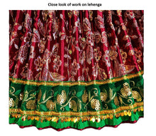 Load image into Gallery viewer, Radha Krishan _Poshak_ for Idol Height- 24" Inch's/2 ft feet - Size No. 4