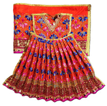 Load image into Gallery viewer, Radha Krishan _Poshak_ for Idol Height 18" Inch's /1.5 feet - Size No. 3