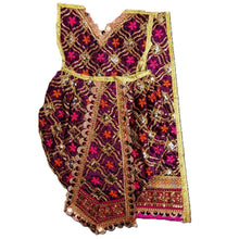 Load image into Gallery viewer, Radha Krishan _Poshak_ for Idol Height 18" Inch's /1.5 feet - Size No. 3