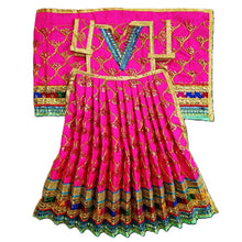 Load image into Gallery viewer, Radha Krishan _Poshak_ for Size No. 3 - for Idol Height 18" Inch's /1.5 feet
