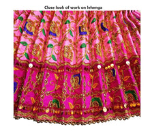 Load image into Gallery viewer, Radha Krishan _Poshak_ for Size No. 5 - for Height- 30" Inch/2.5 ft feet