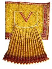 Load image into Gallery viewer, Radha Krishan _Poshak_ for Idol Height- 24&quot; Inch&#39;s/2 ft feet - Size No. 4