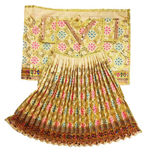 Load image into Gallery viewer, Radha Krishan _Poshak_ for Size No. 5 - for Height- 30" Inch/2.5 ft feet