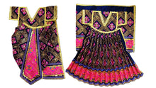 Load image into Gallery viewer, Radha Krishan _Poshak_ for Idol Height- 24" Inch's/2 ft feet - Size No. 4